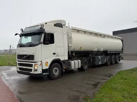 Volvo FH 13.400 Euro 5 * Compressor + Flour Bulk semi-trailer