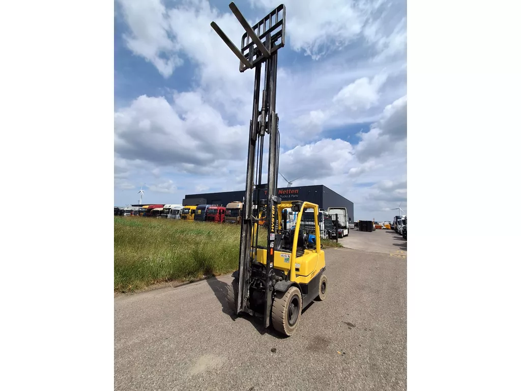 Hyster H2.5FT * Gas * Triplex