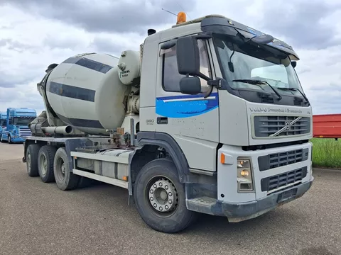 Volvo FH FM 380 FM/FH 9 * 8x4 * Manual gearbox * Big Axles *