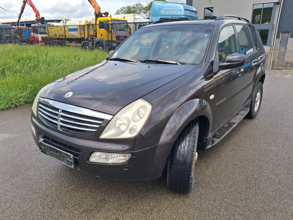 SsangYong Rexton 2.7 D * 4x4 * Automatic * 2 Seats *