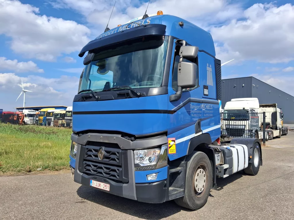 Renault T460 2 x Full Tanks * Euro 6 *